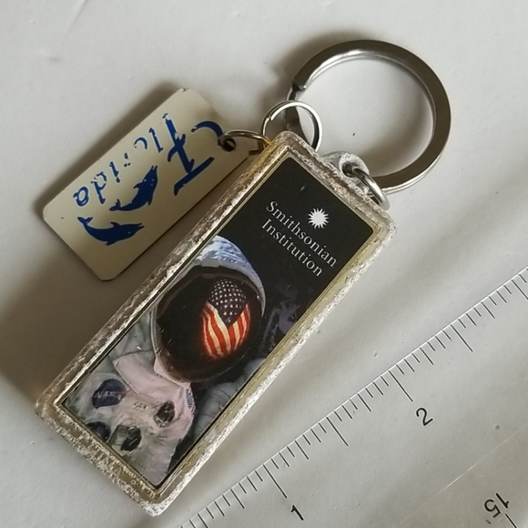 FLASHING 💥 ROBIN Key chain - Picture 3 of 3